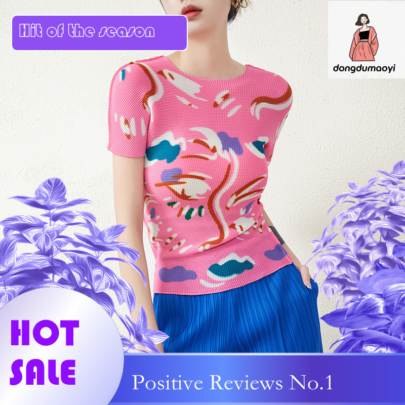 dongdumaoyi High end pleated short sleeved top with women's summer print, slim high elasticity, tight fit, plus size, garden collar, light luxury