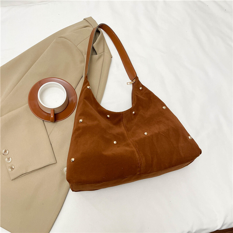 2025 Fashion Luxury Bag Premium New Fashionable Women's Casual Trendy Versatile New Free Delivery Designer Bag Handheld Shoulder Bag Large Capaci