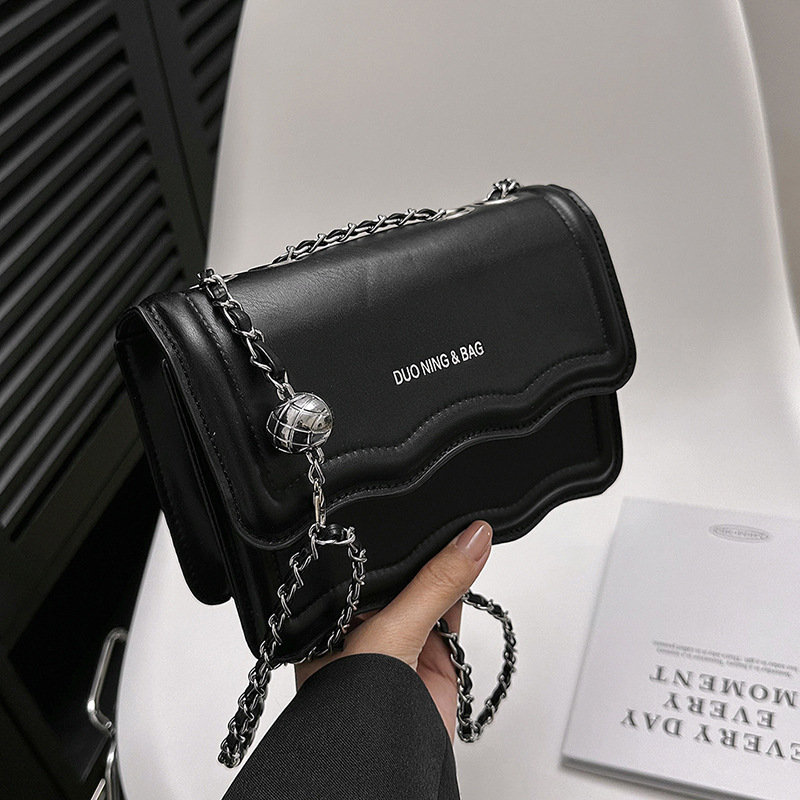 Free Delivery Designer Bag Women's 2025 Solid Color Simple Fashion Casual Chain One Shoulder Crossbody Small Square Bag Luxury Bag