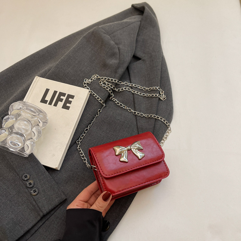 High New Free Delivery Designer Bag End Mini For Women's Niche Chain Luxury Bag Crossbody 2025 New Popular Versatile Bow Small Square Bag