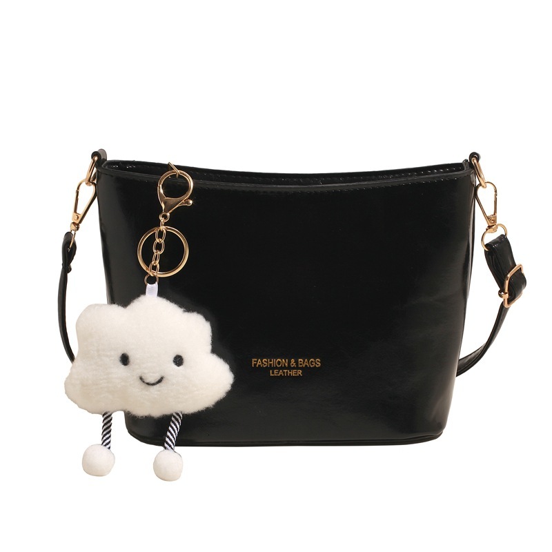 Small Square With Niche Design Women's 2025 Spring Summer New Style Simple And Luxury Bag Stylish Crossbody Bag Popular Commuting New Free Delive