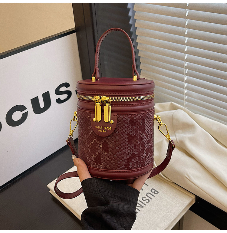 Designer Pack New Bucket Women Simple Fashionable Crossbody With Snake Pattern Personalized And Versatile For Commuting Hand Held Shoulder Bag Free Sh
