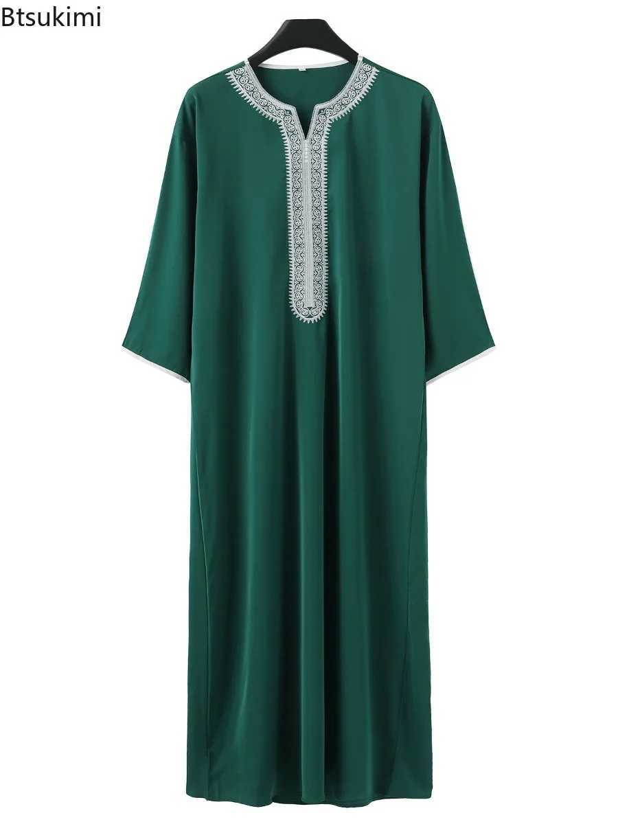 New 2025 Muslim Fashion Abayas for Men Patchwork Embroidery Long Robe Saudi Arab Kaftan Male Jubba Thobe Islamic Moroccan Abaya X250514