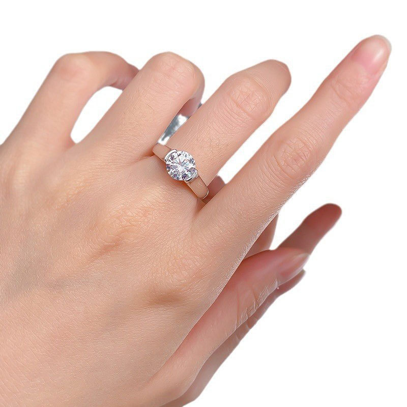 D-color VVS1 2CT Moissanite diamond ring for men and women, light luxury, pure silver plated 18K set diamond ring in stock wholesale