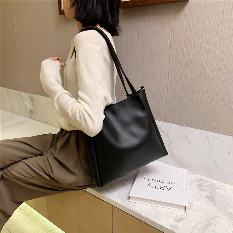 Free Delivery Designer Bag Baobao Large Capacity Shoulder 2025 Fashion Korean Version Trend Crossbody Student Handheld Women's Tote Bag Luxury Ba