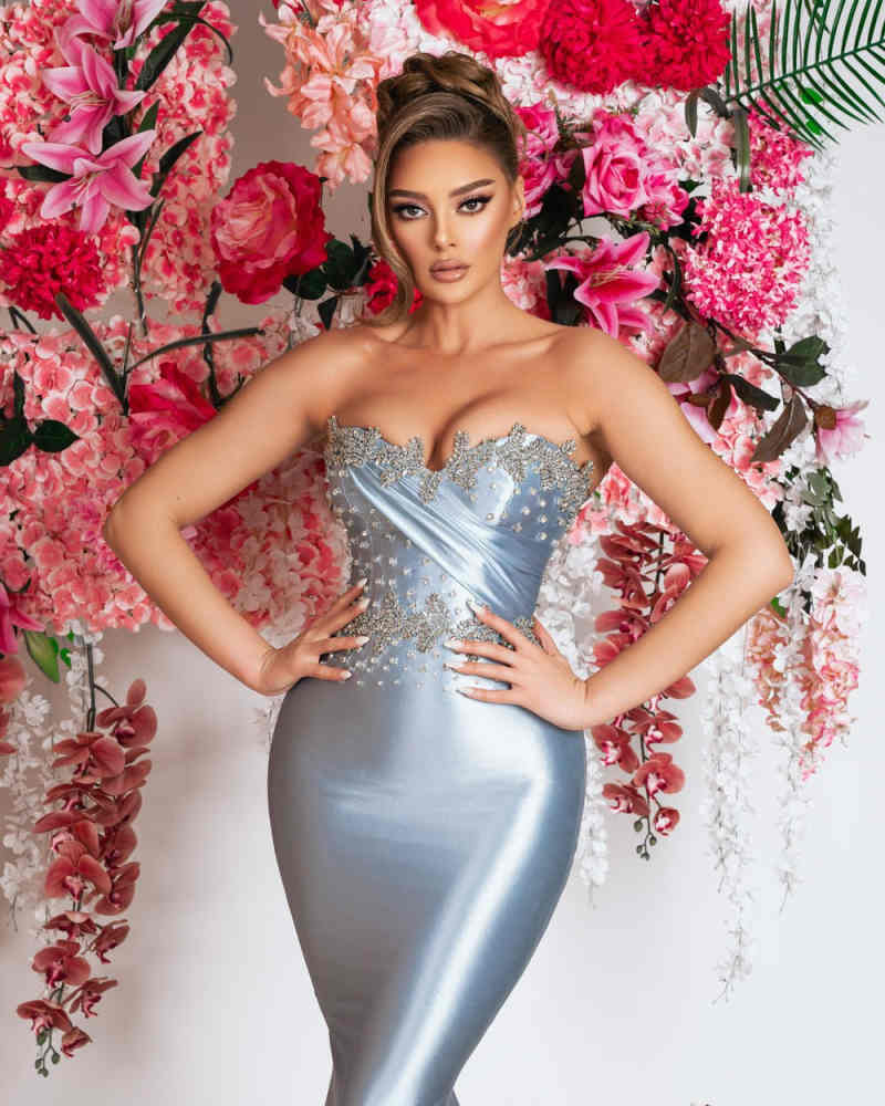 Classic Light Blue Crystals Sequins Mermaid Prom Dresses With Strapless Sleeveless Satin Evening Party Gown Cocktail Dress Floor-Length Plus Size Vest