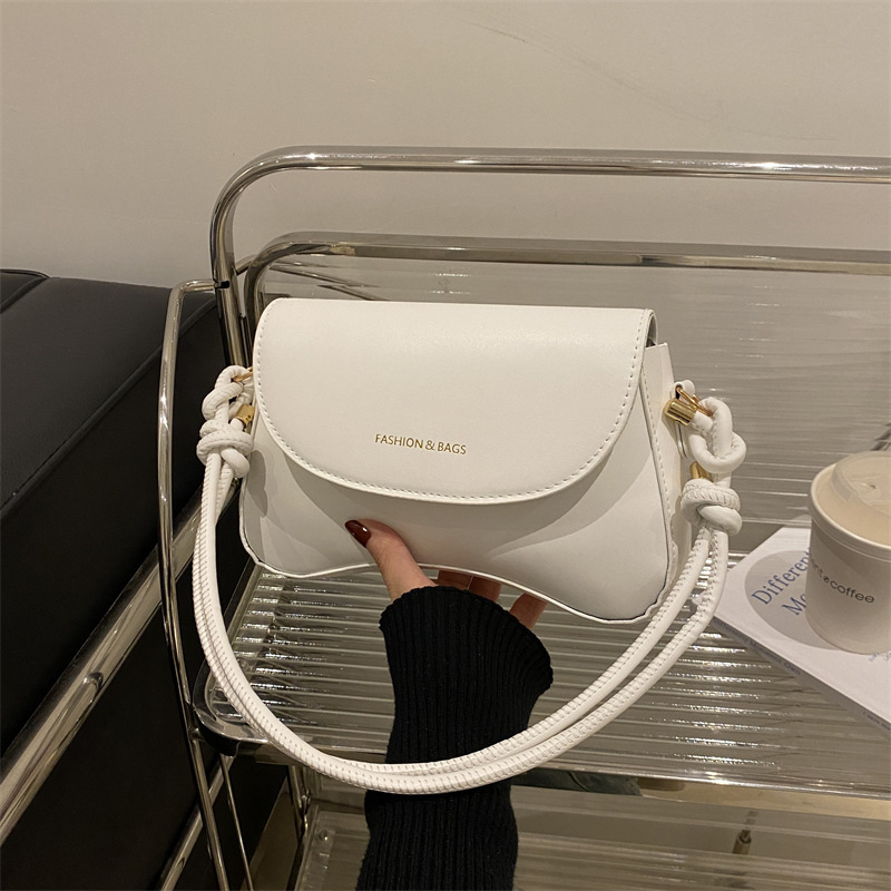 Solid Luxury Bag New Free Delivery Designer Bag Color Westernstyle Crossbody Women's Spring Korean Version Texture Fashionable Single Shoulder Ba