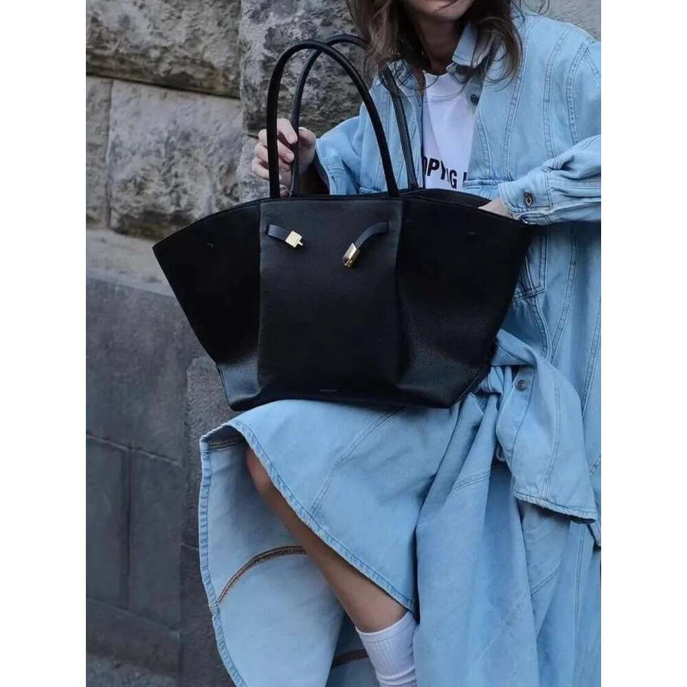 Tote Trend Large Capacity Female Shoulder Bag High Quality PU Leather Simple Designer Woman Handbag