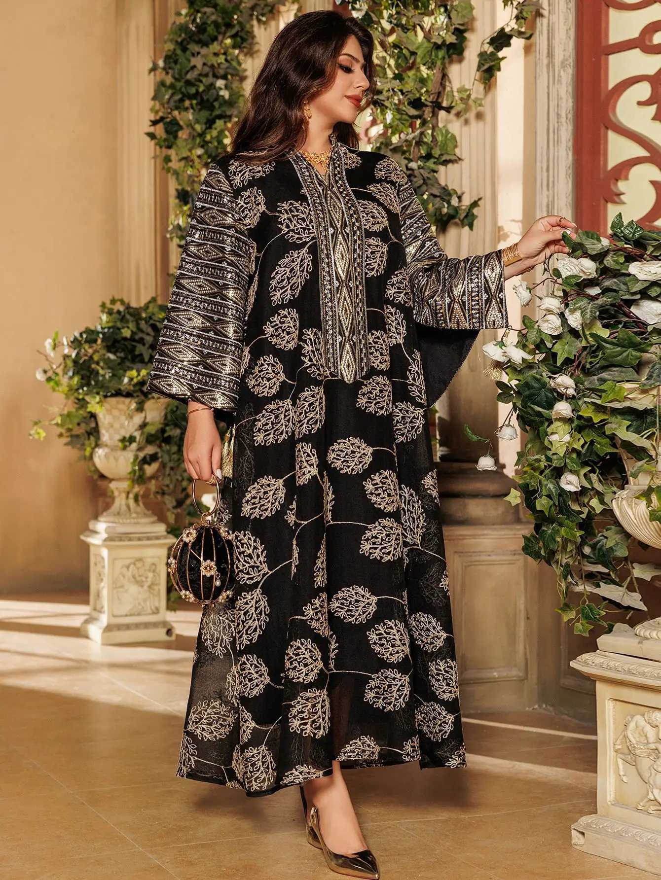 Muslim Womens Black Islamic Embroidered Abaya with Gold Detailing Ideal for Formal Occasions in Middle East like UAE and Saudi X250514