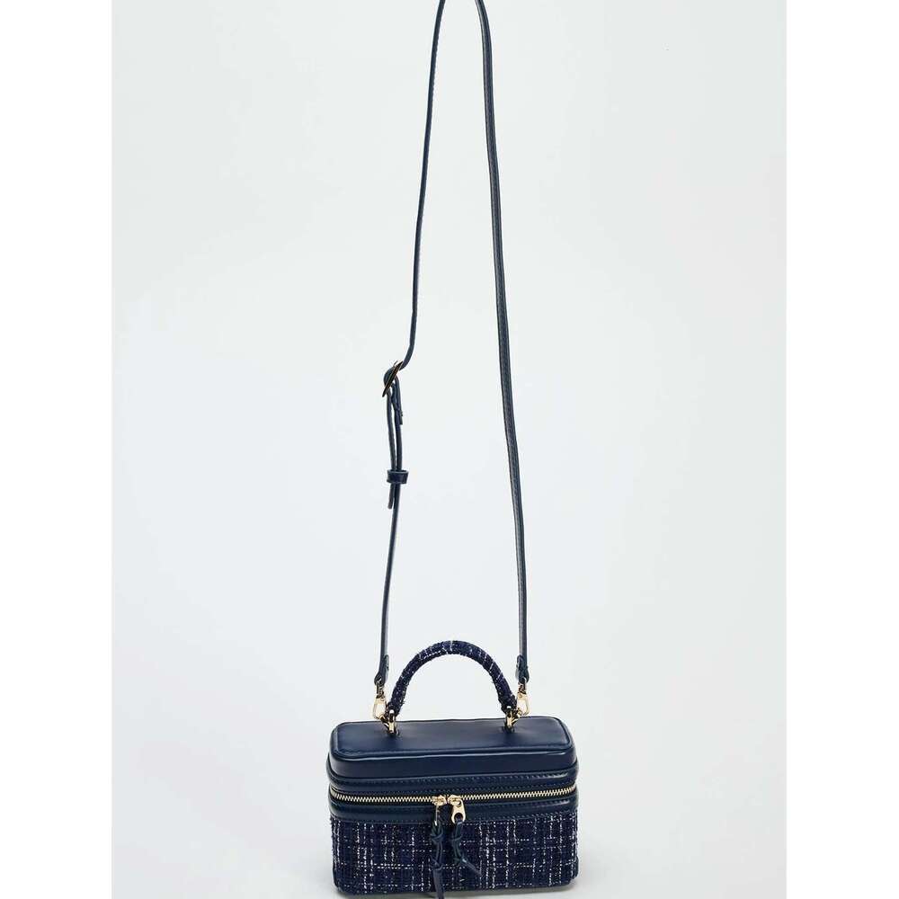 Women's 2024 Autumn And Winter New Small Square With Hard Single Shoulder Cross-Body Portable Fashion Box Bag Women