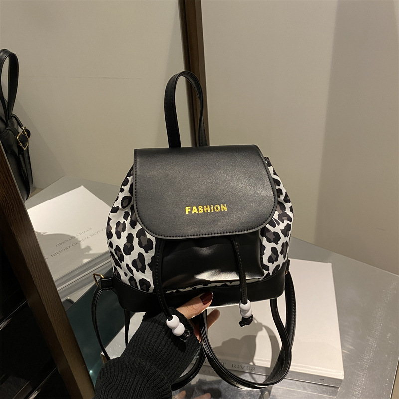 Free Delivery Designer Bag Ladies' Bag 2025 Large Capacity Fashionable Versatile Autumn And Winter Internet Celebrity Western Small Backpack Luxu
