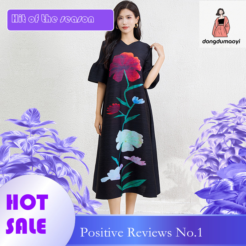 dongdumaoyi Wrinkle dress for women summer new V neck loose fit slimming and chubby mm pregnant s belly covering A line skirt