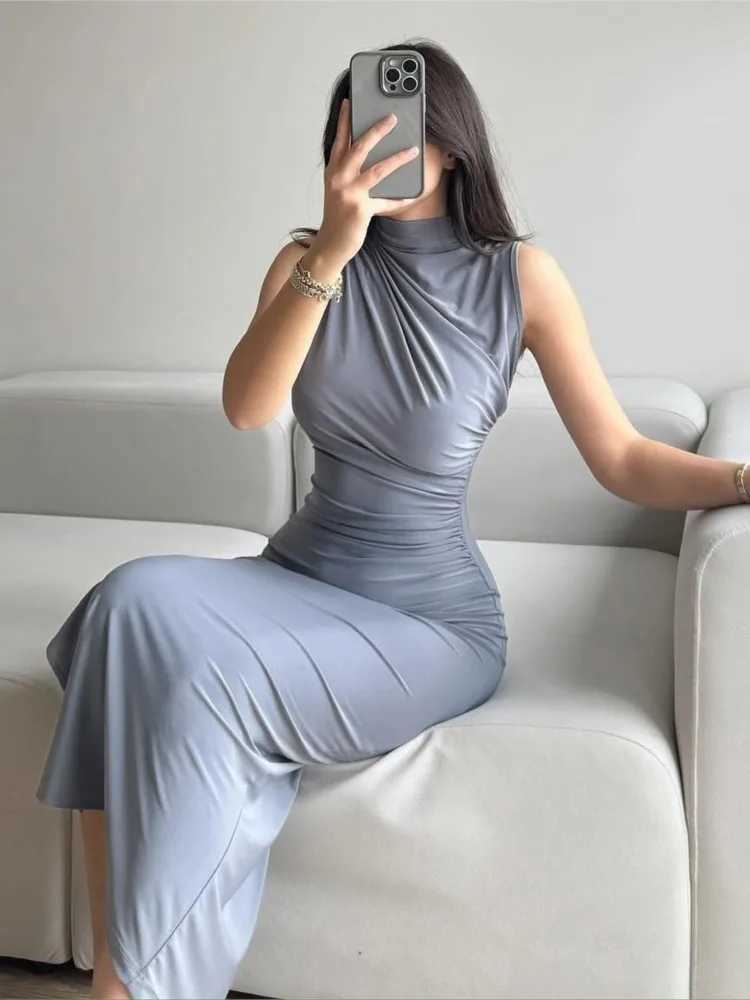 Sexy Slim Sleeveless Dresses Women Fashion Trendy Solid Color Folds Package Hip Bodycon Slit Dress Female Party Club DressesXJ250514