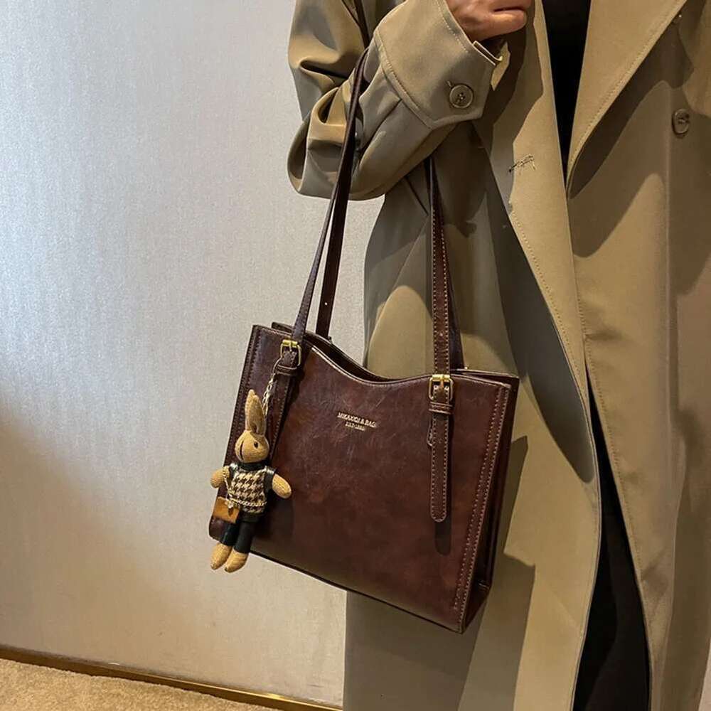 Pendant, Retro With Casual Shoulder Large Capacity Fashionable, Solid Color Bag Women's Travel Handbag Pendant, Fashionable,