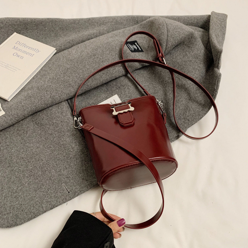 Designer Handbag High quality Women s Phone Bag Multifunctional And Fashionable Double Strap Shoulder Crossbody Bag Mini Storage Bag Free Shipping