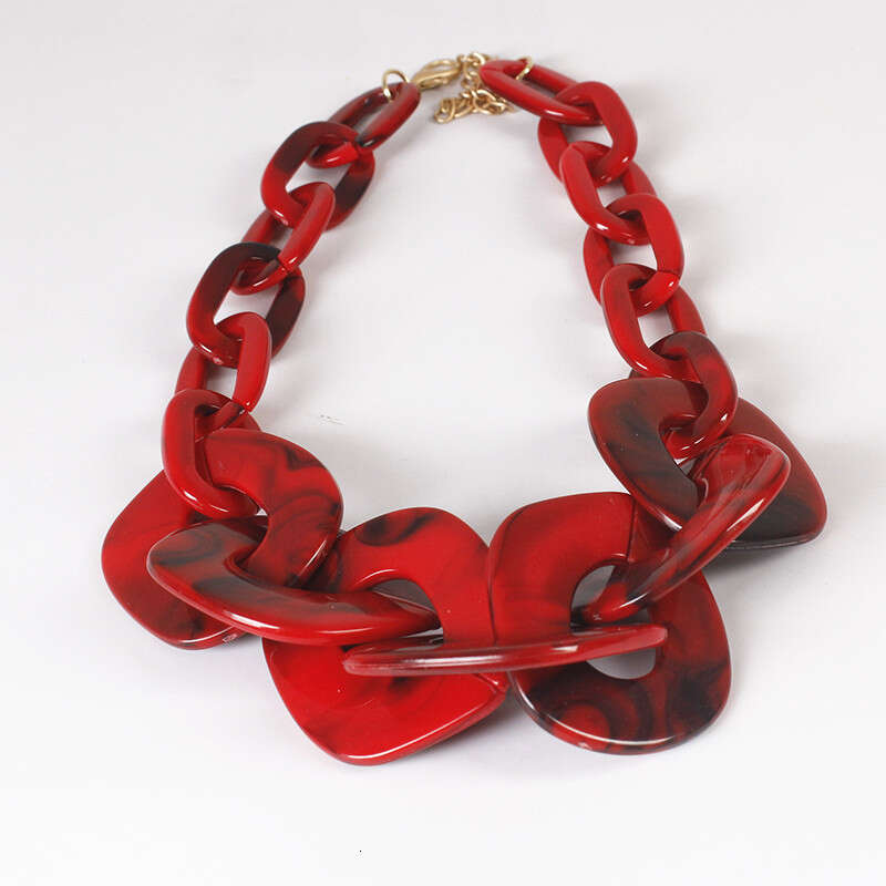 Exaggerated versatile short piece collarbone chain women's acrylic necklace high-end accessory