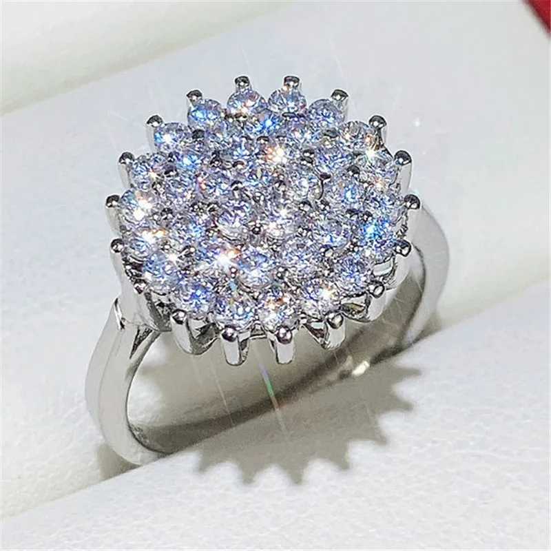 925 Sterling Silver Female Ring New Flower Luxury Inlay AAA CZ High Quality Fashion Wedding Bands Ring Jewelry for WomenXJ250514