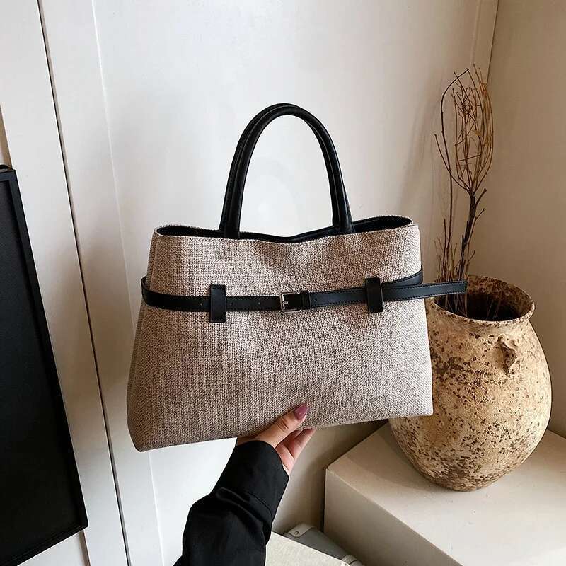 Stylish Solid Color Messenger Bag - Elegant Leather Tote With Paris Inspired Design, Trendy Commuter Crossbody Purse