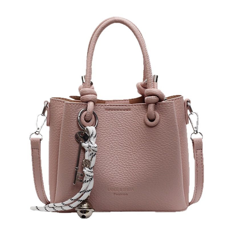 New bag for spring and summer casual women's small tote bag 2025 new large capacity designer single shoulder commuting crossbody bag, simple hand