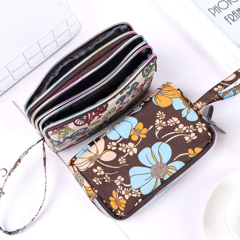 1PC New Fashion Waterproof Female Handbag Practical Larger Capacity Print Canvas Bag Key Coin Purse Three-layer Long Wallet
