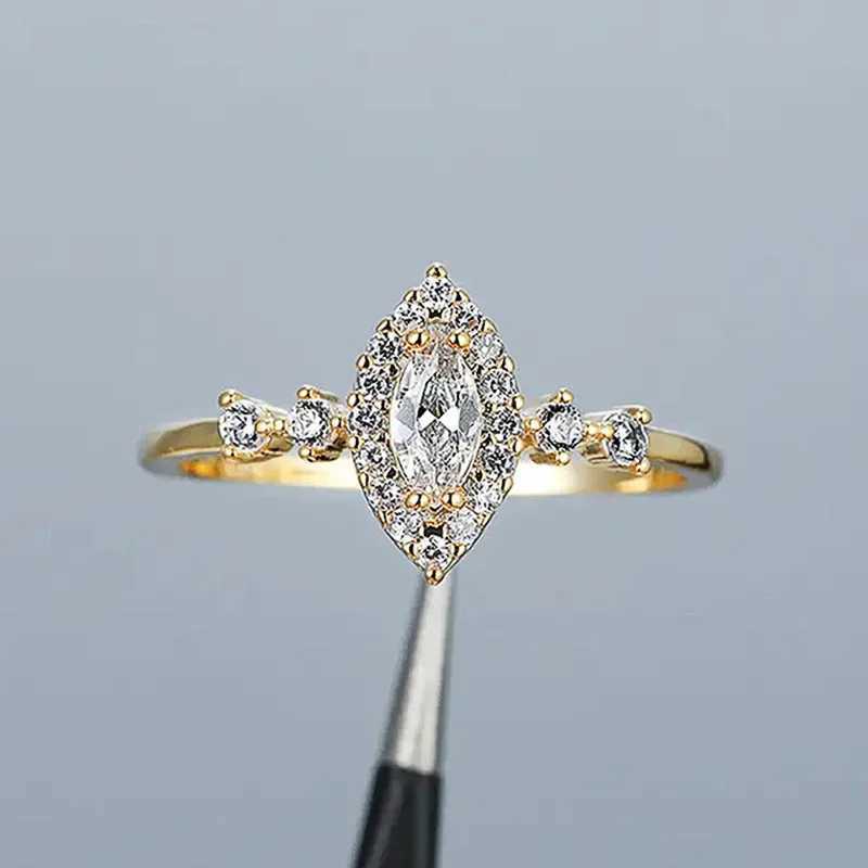 925 Sterling Silver Fashion Luxury Marquise Cubic Zirconia Rings for Women Engagement Wedding Accories JewelryXJ250514