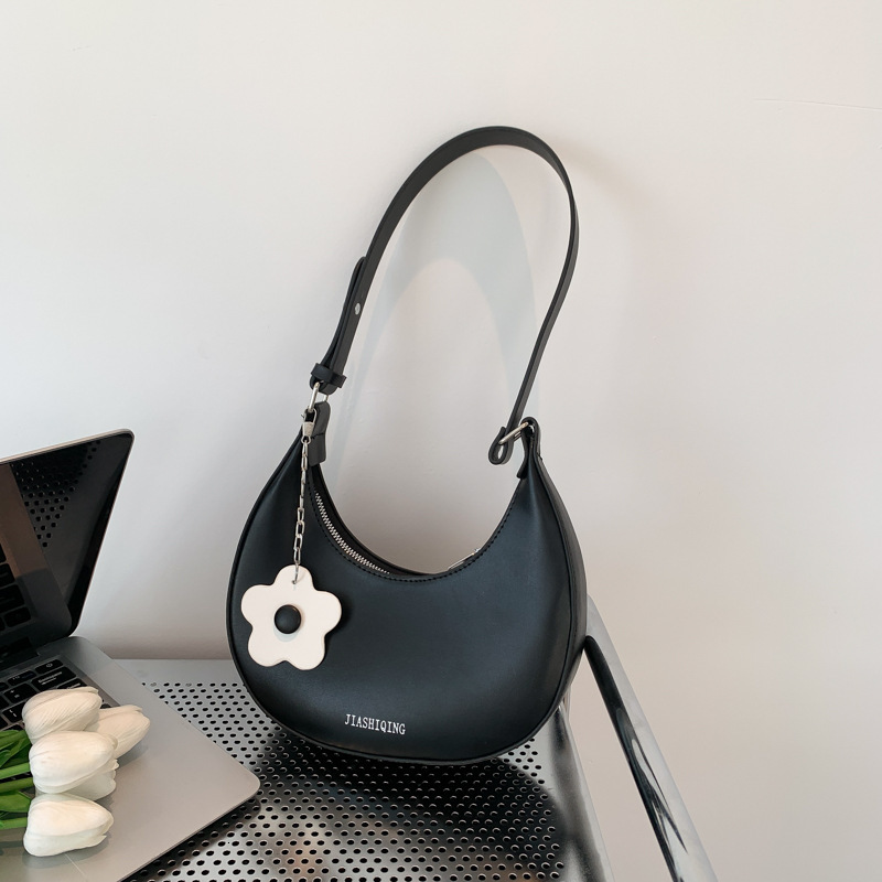 Free Delivery Designer Bag Small Fresh And Western Single Shoulder For Women 2025 Spring/summer Versatile Ins Underarm Korean Edition Solid Color Dump