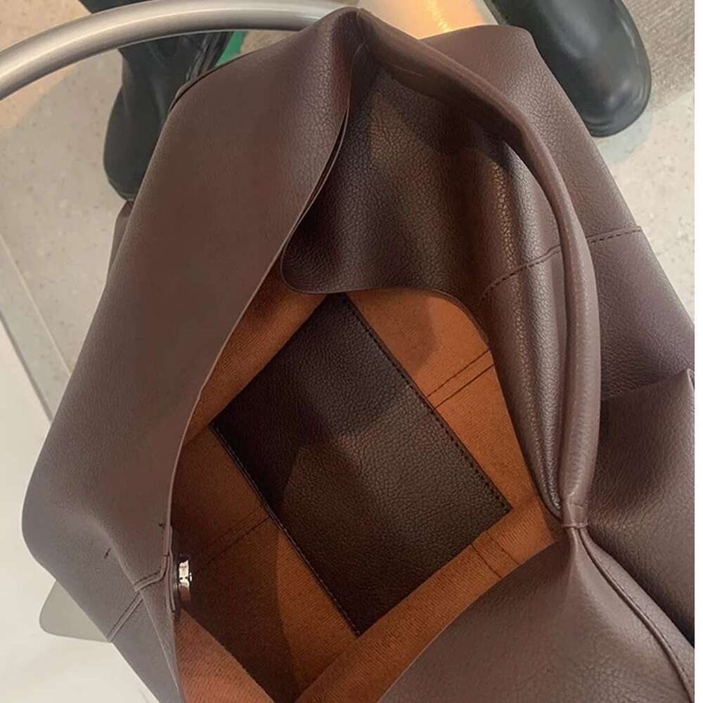 New Vintage Women Shoulder Soft PU Leather Handbag Casual Female Shoppingtote Bag Lady Purse Bags High Capacity Totes