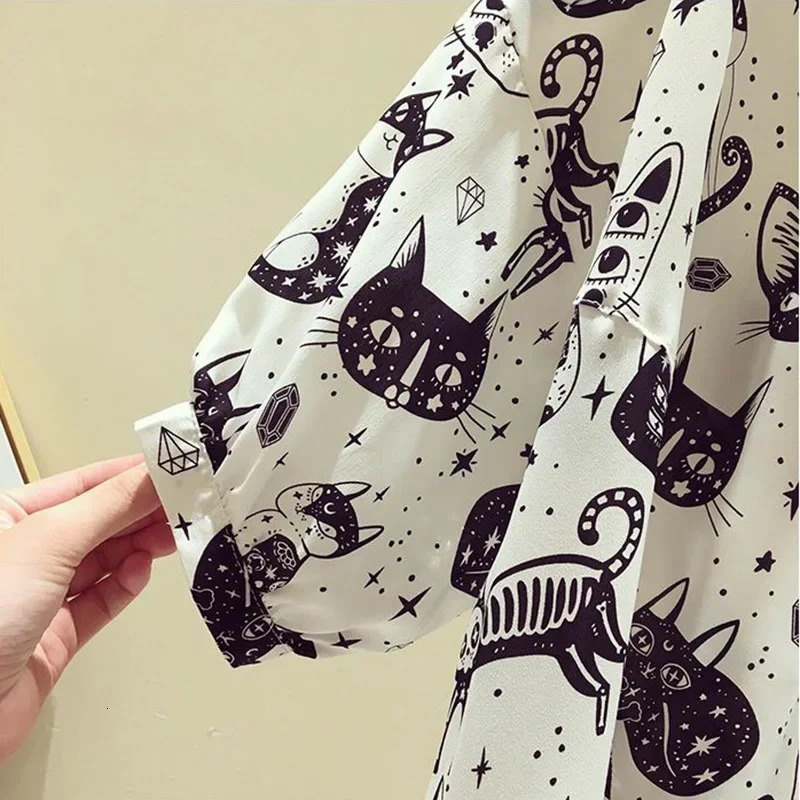Cat Cartoon Print Chiffon Vintage ONeck Short Sleeve Loose Womens Blouse Shirt Korean Fashion Female Clothing Tops Summer 250514