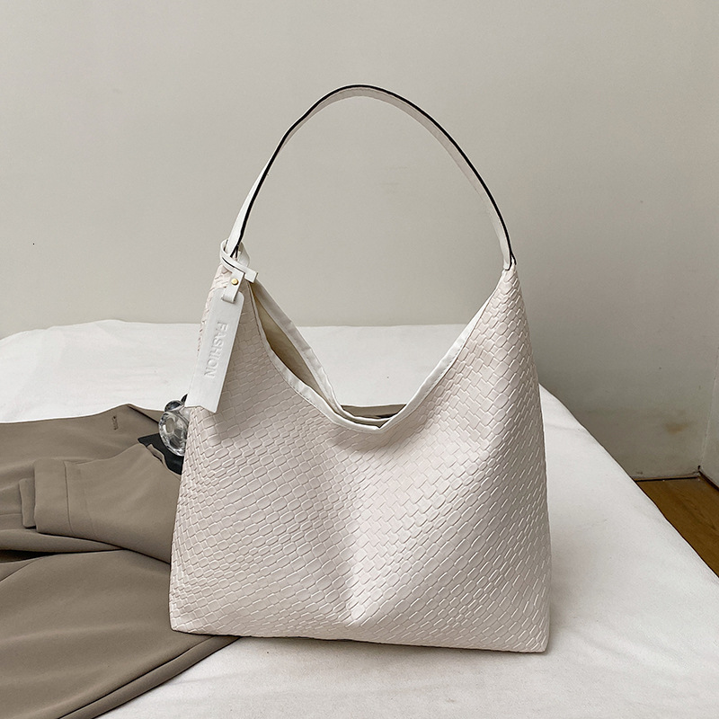 Leisure Large Capacity For New Free Delivery Designer Bag Women 2025 New Trendy And Versatile Western Style Shoulder Luxury Bag Bag Super Hot Water Bu
