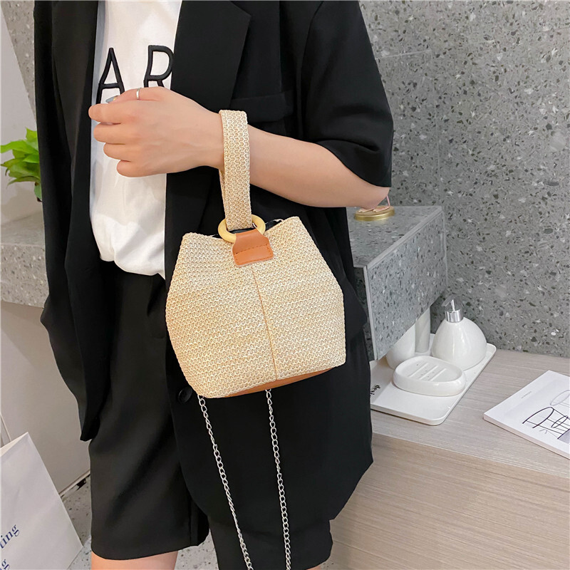 Free Delivery Designer Bag 2025 Trend Crossbody Bucket Small Fresh Hand Student Sen Series Beach Grass Woven Bag Female Luxury Bag