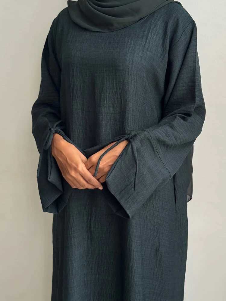 Loose Closed Abaya Dress New Women Pullover Muslim Dress Slit Cuffs Casual Hijabi Outwear Dubai Islamic Arab Clothing Ramadan X250514