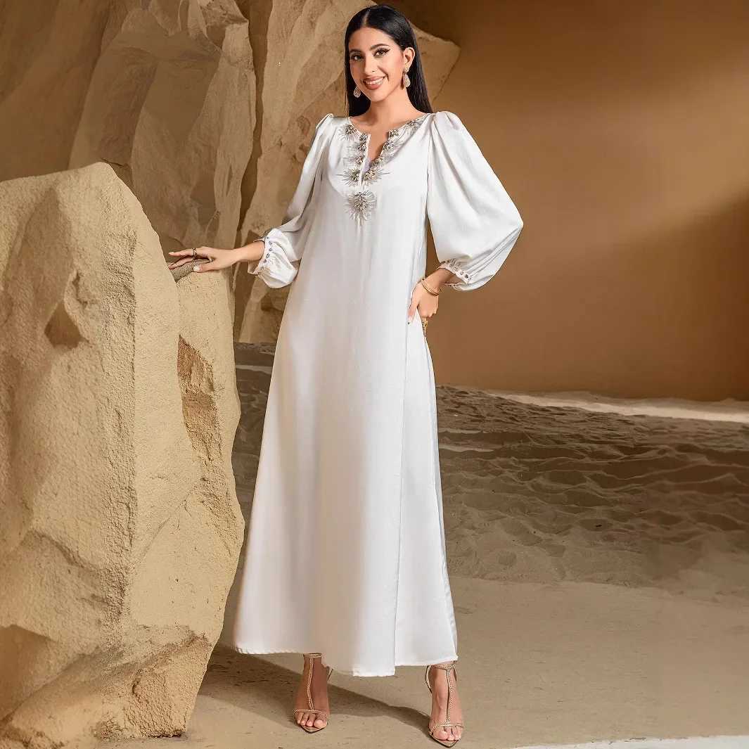 Eid Djellaba Dubai White Abaya Diamonds Muslim Dress Kaftan Maxi Dress Abayas Fashion Women Ramadan Musulman Femme Party Gown X250514