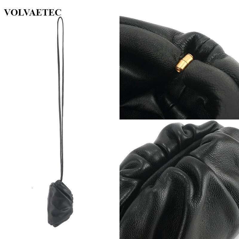 VOAETEC Ins Soft Waxy Mini 2025 Early Spring Sheepskin Gentle Advanced Feeling Wrinkled Cloud Neck Croissant Horn Change Bag