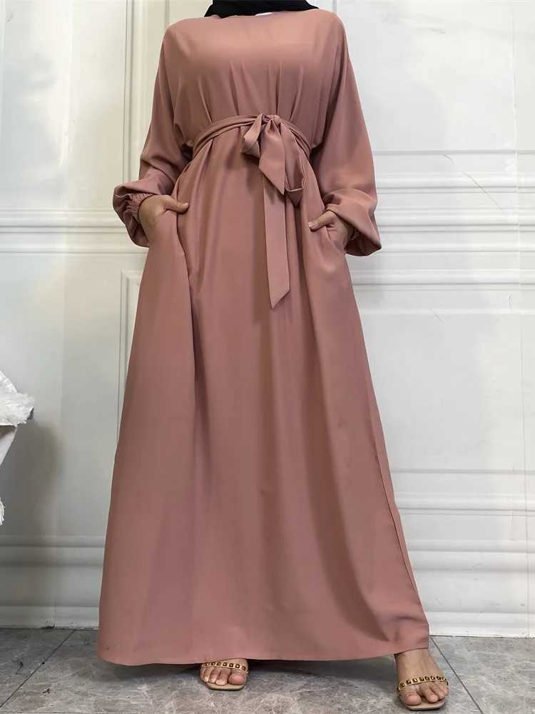 Hot Selle Simple Style Moroccan Dresses Kaftan Turkey Solid Color Gulf Abayas Islamic Women Long Dress Muslim Saudi Robe Ramadan X2505141