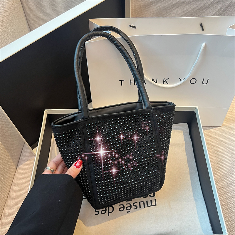 Free Delivery Designer Bag Bag For Women In Summer 2025 New Korean Style Shiny Diamond Small Trendy And Casual Hand Held Bucket Luxury Bag