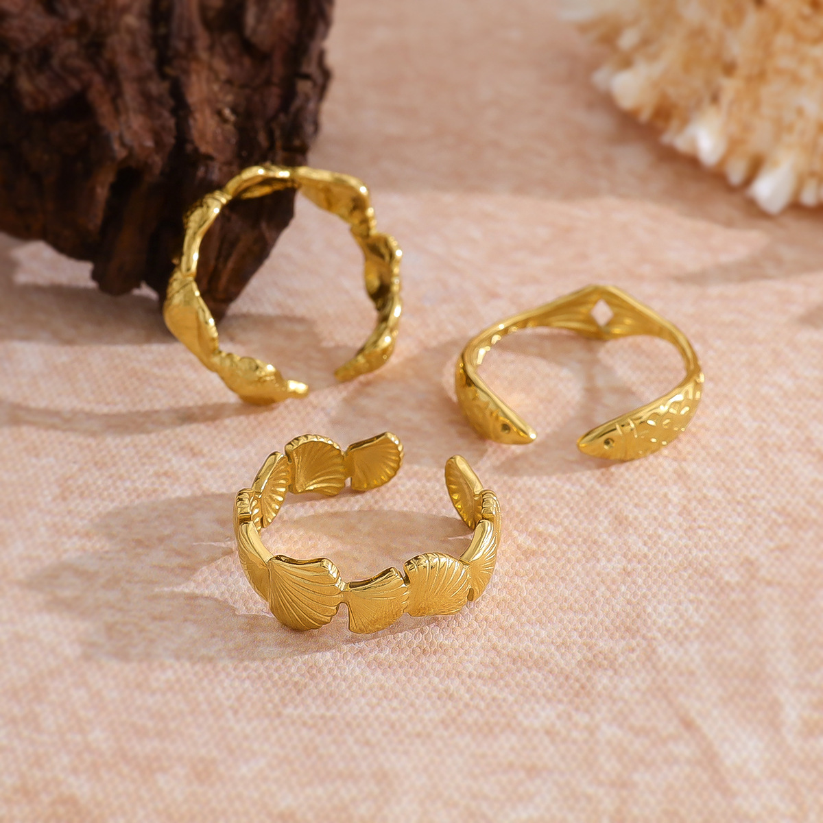 Summer Ocean Style Titanium Steel Ring 18K Gold Plated Adjustable Shell and Conch Ring for Women - High-Quality, Non-Tarnish
