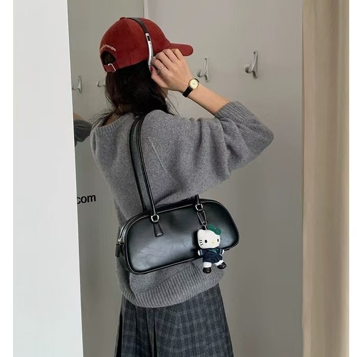 2025 New Style Bag Korean Edition Autumn/Winter New Style Women's Oil Wax Leather Designer Advanced Retro Versatile One Shoulder Armpit Bag, Fren