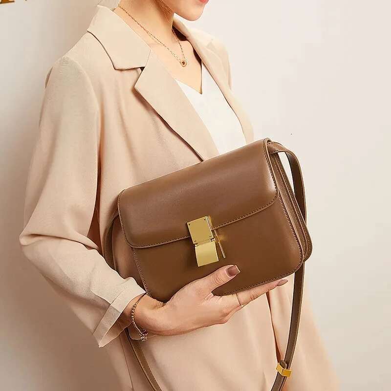 High Quality For Women Trend Fashion Designer Shoulder Bag New In Metal Buckle Leather Exquisite Crossbody Bags