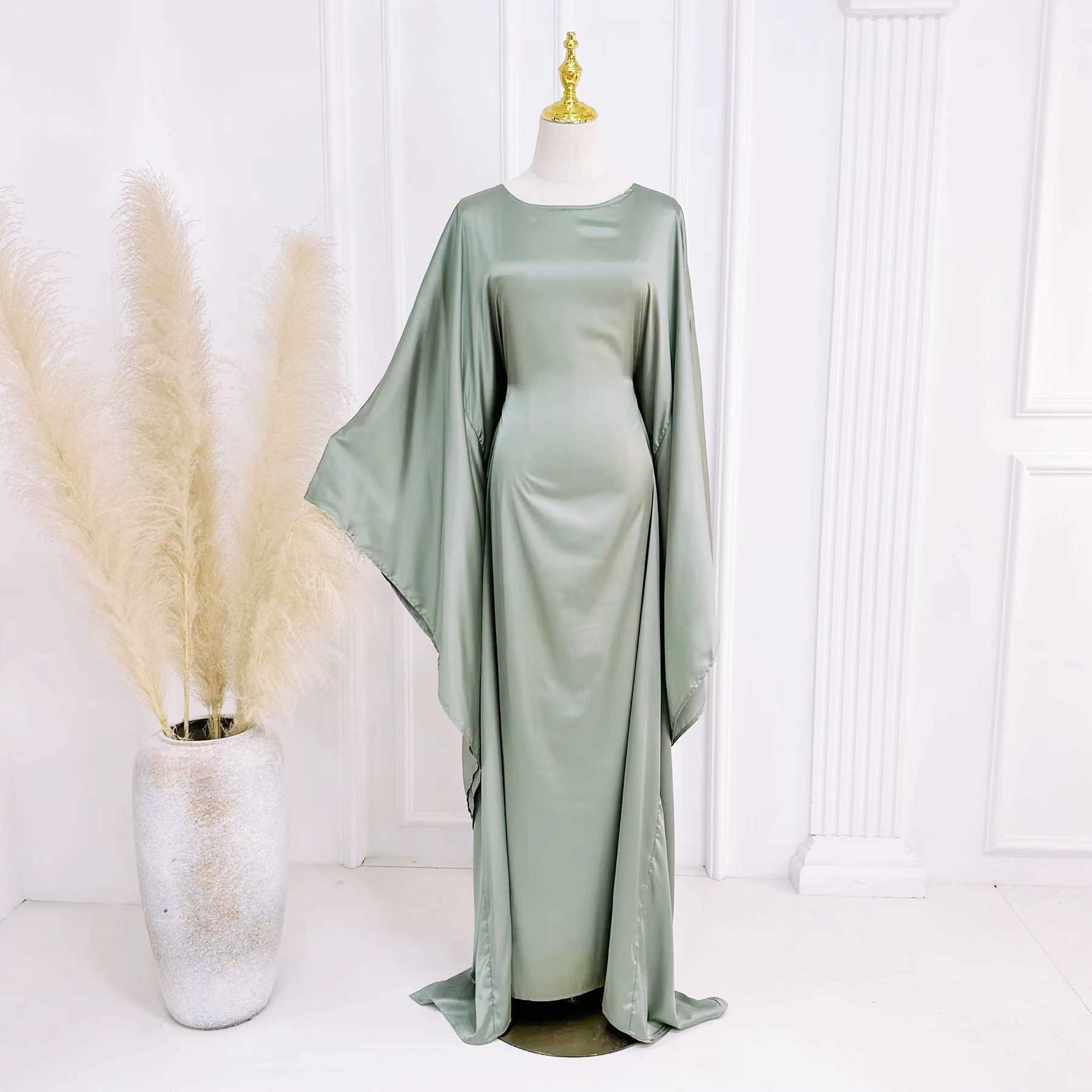 2024 Islamic Elegant New Silky Kaftan Abaya Women Muslim Dress Turkey Islamic Clothing Modest Dress Dubai Abaya EID Collections X250514