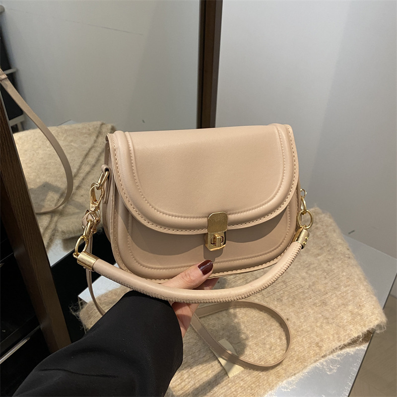 This Year's Popular Fashion Temperament Solid Color Women's 2025 Spring And New Free Delivery Designer Bag Luxury Bag Summer New Items Versa