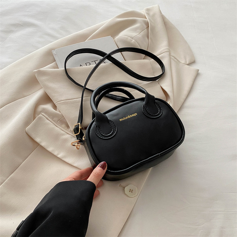 Free Delivery Designer Bag Internet Celebrity Fashion Patchwork Texture Hand 2025 Spring New Versatile Ins Shoulder Crossbody Small Square For Women L