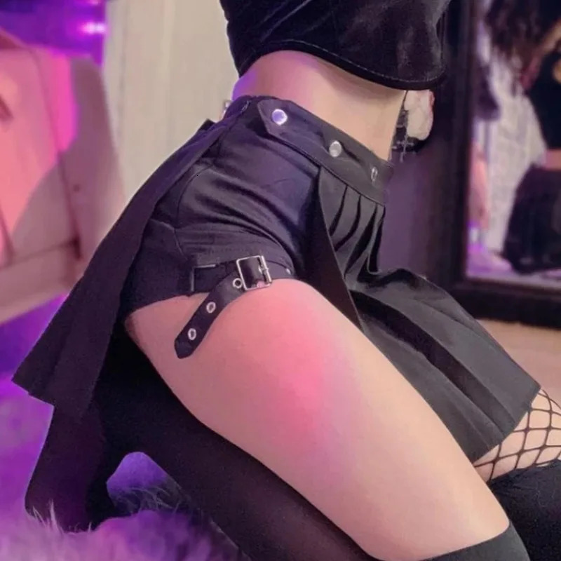 Emo Alt Y2k Dark Goth Cyber Skirt Women Streetwear Harajuku Grunge Punk Clubwear Leg Ring Patchwork Hollow Out Shorts 250514