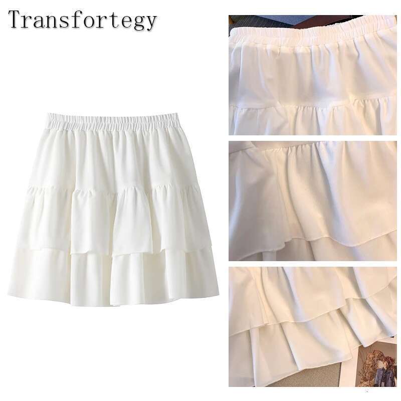 Plus-size women's Summer Casual Black white layered polyester skirt is loose and comfortable without lining
