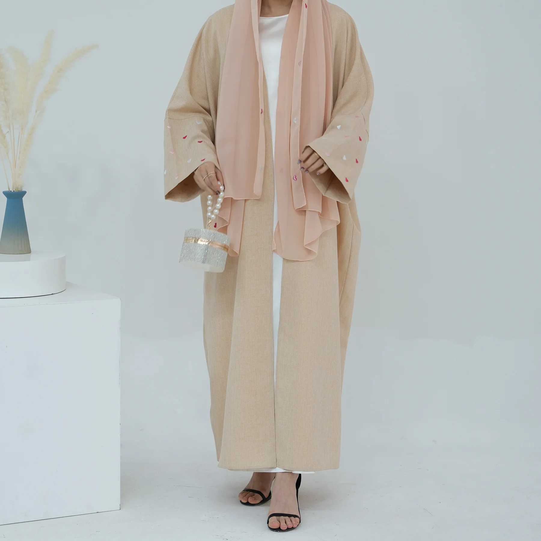 2024 EID Heart Pattern Embroidery Linen Open Abaya Dubai New Fashion Batwing Slve Kimono Islamic Clothing Women Muslim Dress X250514