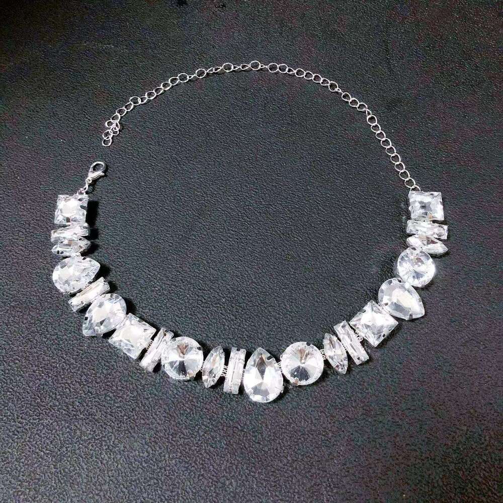 Small and clear high-end rhinestone necklace INS cool style metal thick neck exaggerated personality collarbone chain summer