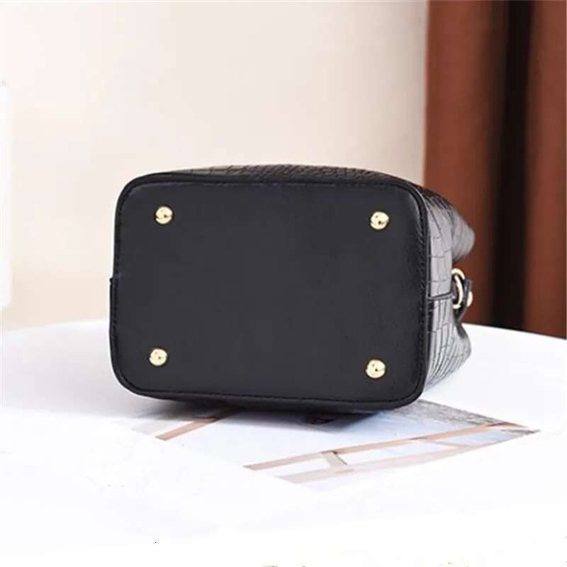 Vintage Stone Leather Handbag Shoulder Crossbody Bags Fashion Female Bucket Large Capacity Women Tote Bag