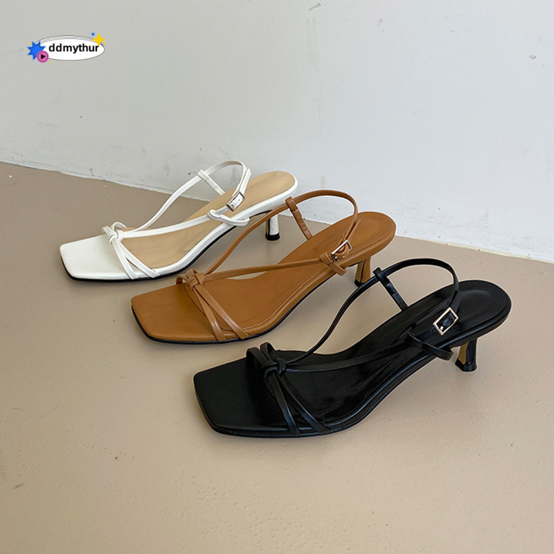 High heeled sandals for women in the summer of 2023, featuring versatile mid heel design with straight buckle square toe, a simple and elegant style d