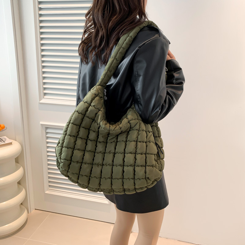 Folded Cloud Fashion One Shoulder Handheld Dumpling Large Capacity Down Cotton Underarm Women's Bag