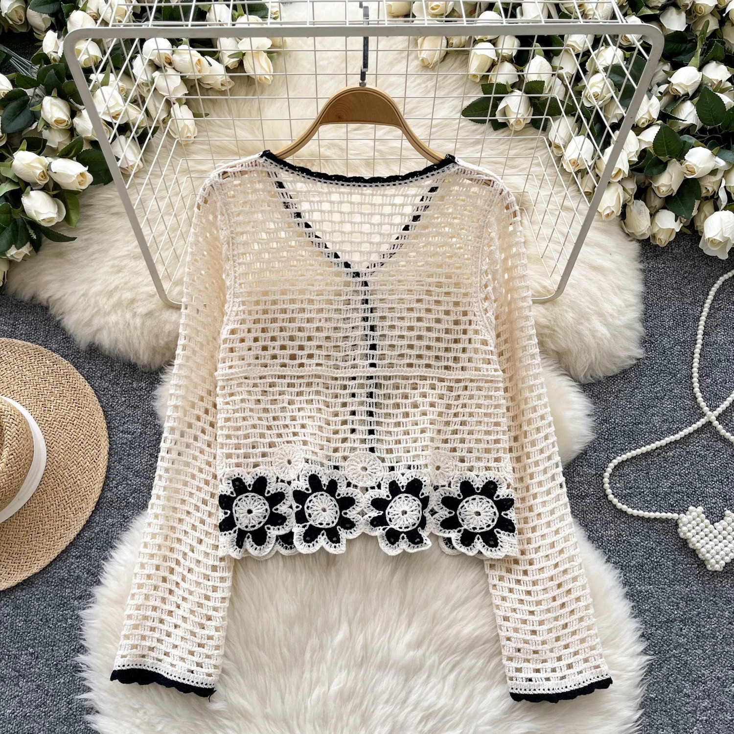 Floral Crochet Top Long Sleeve Sheer Open Knit Button Up Crop Blouse Women Teengirl Spring Summer Fairycore Boho Vacation Outfit 250514