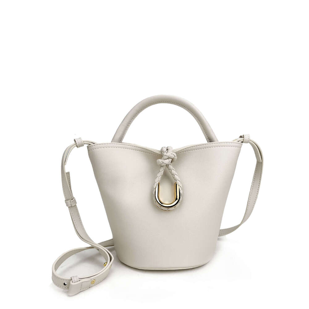 New One Shoulder Bucket Handbag Fashion Versatile Diagonal Cross Leather Women's Bag